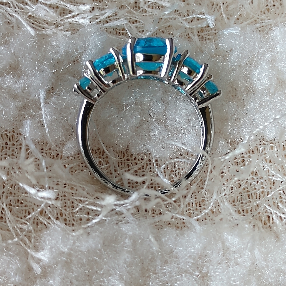 NEW Aquamarine Ring Blue Oval Stones Five Stack Crystals S925 Silver Coated Sz 6 - Picture 4 of 4